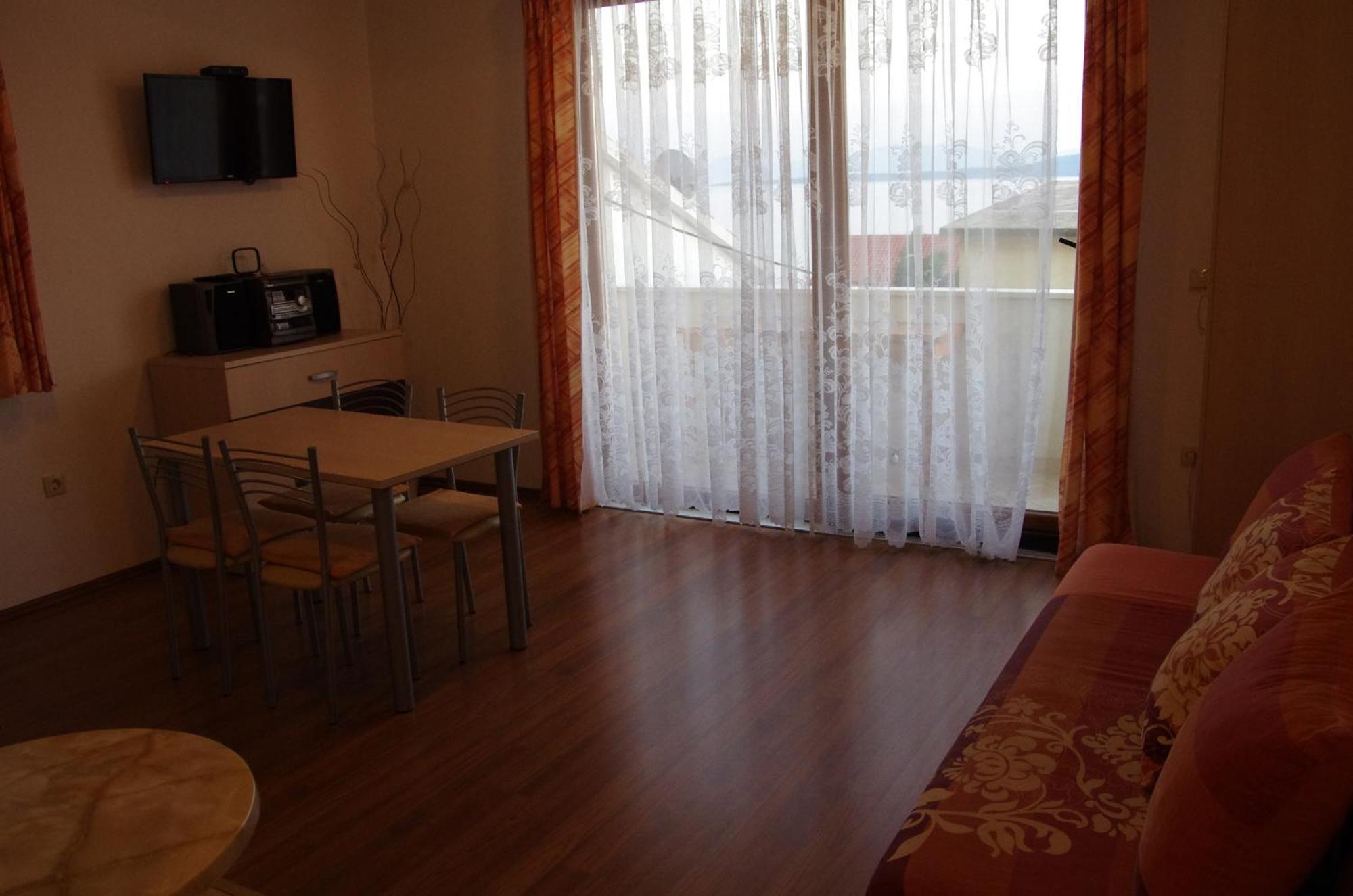 Apartments With A Parking Space Igrane, Makarska - 13535 客房 照片